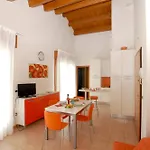 Roberta Apartment *
